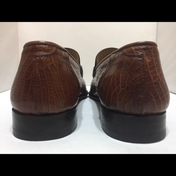 Bruno Magli Brown Alligator Loafers Men display picture 1